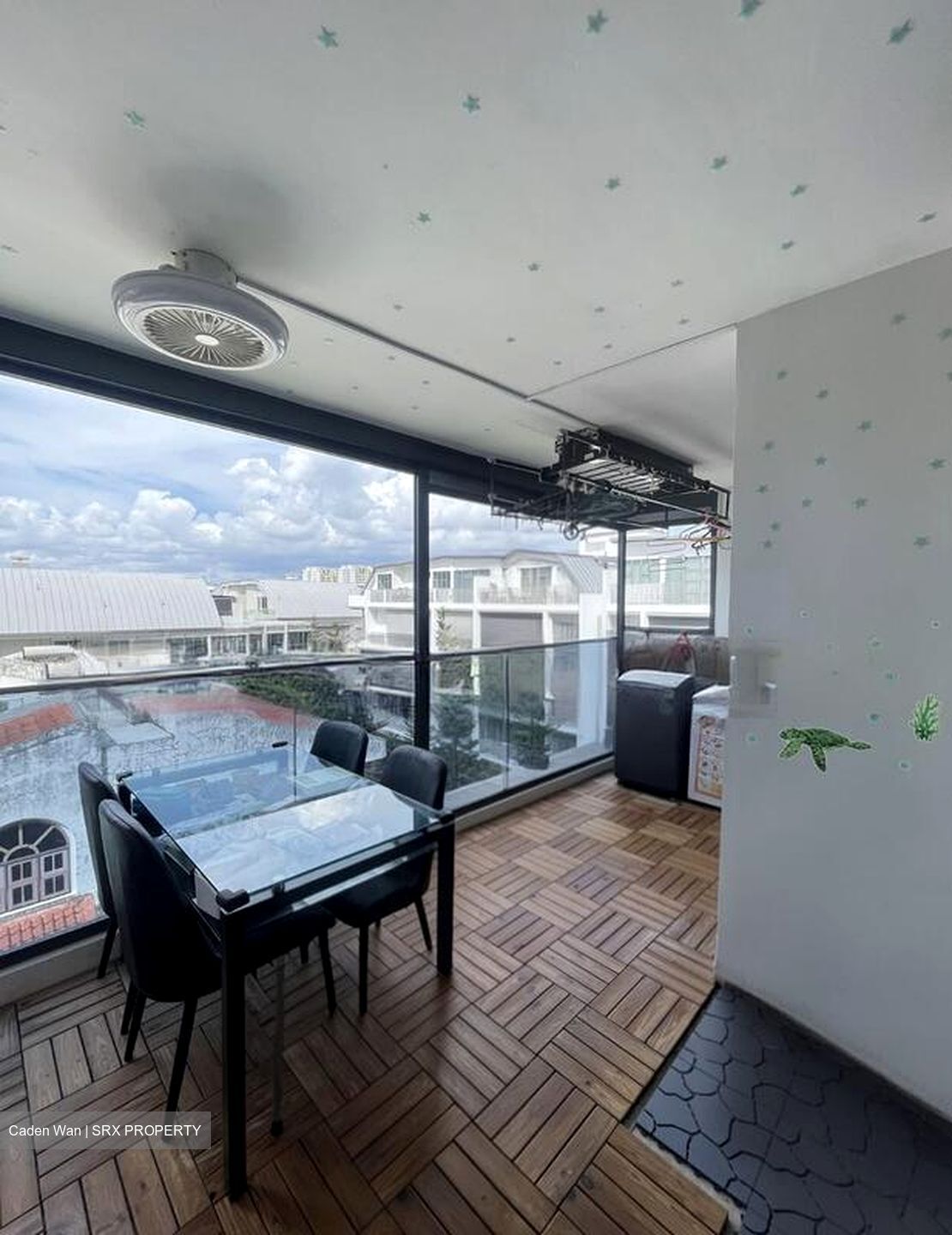 Daisy Suites (D13), Apartment #534561791